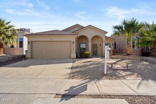 3148 Sunny Prairie Dr in El Paso, TX - Building Photo
