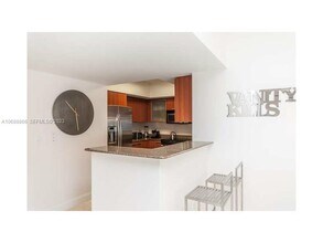 16699 Collins Ave in Hollywood, FL - Building Photo - Building Photo