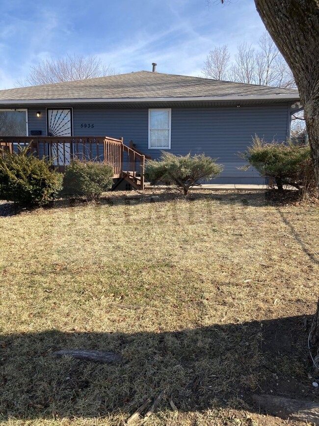 5935 Cypress Pl in Kansas City, MO - Building Photo - Building Photo
