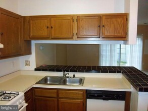 7251 Parson's Ct in Alexandria, VA - Building Photo - Building Photo
