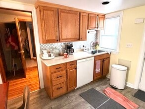 75 Lincoln St in Waltham, MA - Building Photo - Building Photo