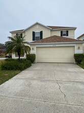 16702 Sunrise Vista Dr in Clermont, FL - Building Photo - Building Photo