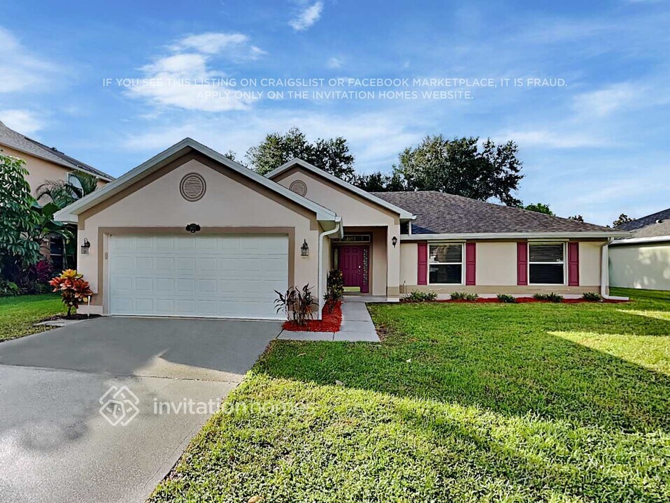 1433 Payette Ln in West Melbourne, FL - Building Photo