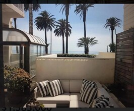 101 California Ave in Santa Monica, CA - Building Photo - Building Photo