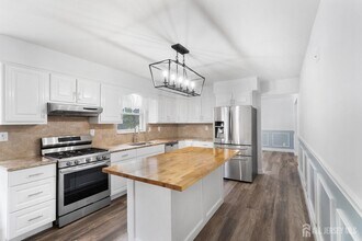 19 4th Pl in Piscataway, NJ - Building Photo - Building Photo