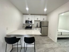 1210 Sand Drift Point in San Diego, CA - Building Photo - Building Photo
