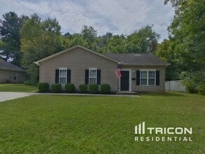 117 W Nims Ave in Mount Holly, NC - Building Photo - Building Photo