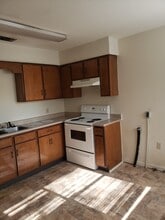 50 5th St, Unit 50 C in Shalimar, FL - Foto de edificio - Building Photo