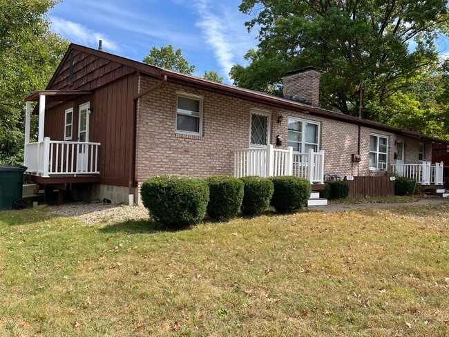 717 Tallmadge Rd, Unit 717