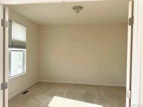 50859 Steed Dr in Canton Township, MI - Foto de edificio - Building Photo