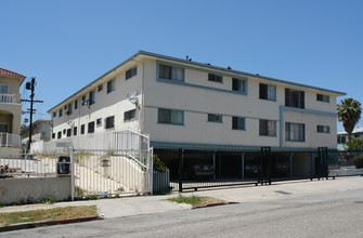 3840 W 7th St in Los Angeles, CA - Building Photo - Building Photo