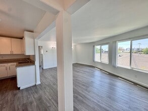 EP in Los Angeles, CA - Foto de edificio - Interior Photo