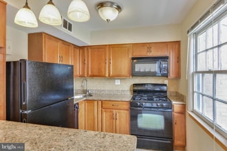 9485 Fairfax Blvd in Fairfax, VA - Building Photo - Building Photo