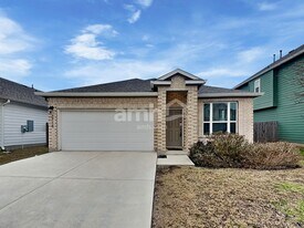 2718 Wolfcreek in Canyon Lake, TX - Building Photo