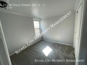215 W Utica St in Buffalo, NY - Building Photo - Building Photo