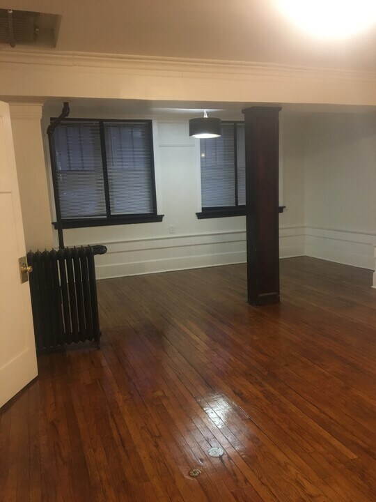 5100 S Kimbark Ave in Chicago, IL - Building Photo