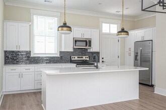 1409 Jefferson St in Savannah, GA - Building Photo - Building Photo