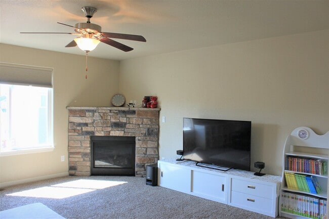 835 Pistol River Way in Colorado Springs, CO - Building Photo - Building Photo