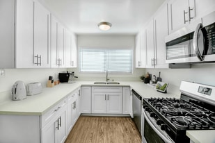 Ethel Avenue Apartments in Studio City, CA - Building Photo