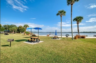 5331 Hansel Ave in Orlando, FL - Foto de edificio - Building Photo