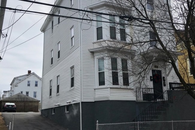 100 Tell St, Unit 3