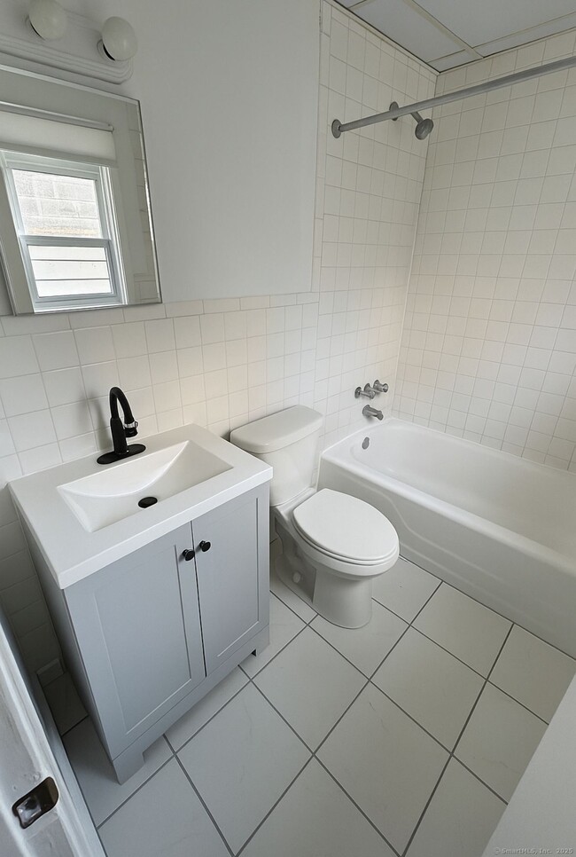 165 McKinley Ave in Bridgeport, CT - Building Photo - Building Photo