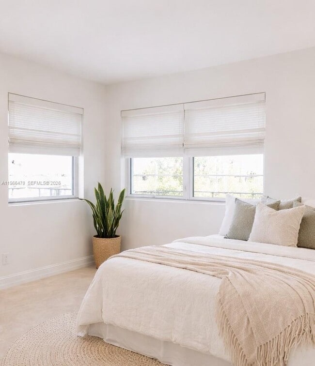 2443 Coolidge St in Hollywood, FL - Building Photo - Building Photo