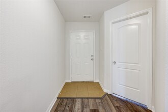 8839 Hazel Rose Sky Dr in Humble, TX - Building Photo - Building Photo