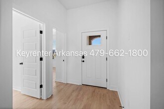406 W Taverner Xing in Farmington, AR - Building Photo - Building Photo