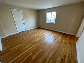 4 Leeds St in Boston, MA - Building Photo - Building Photo