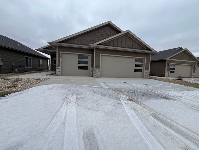 property at 510 Prairieside Trl