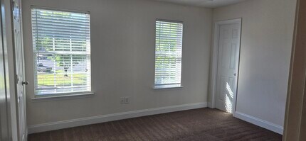 122 Crown Point Dr in Cornelia, GA - Building Photo - Building Photo