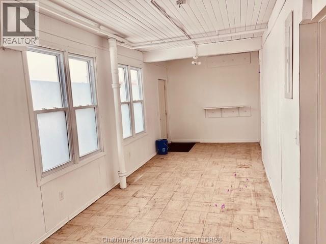 58 1/2 Fourth STREET in Chatham, ON - Building Photo - Building Photo