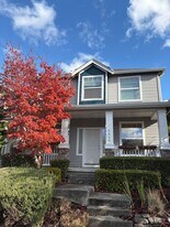 6648 Elizabeth Loop SE in Auburn, WA - Building Photo