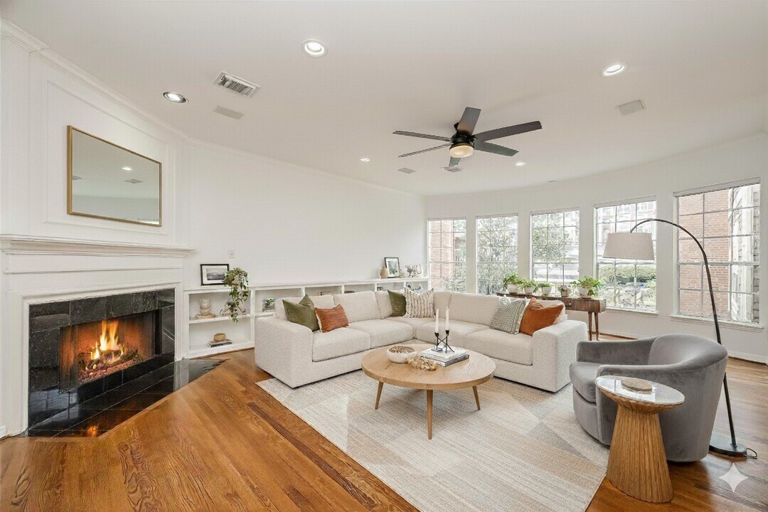 1425 Oneil St in Houston, TX - Building Photo