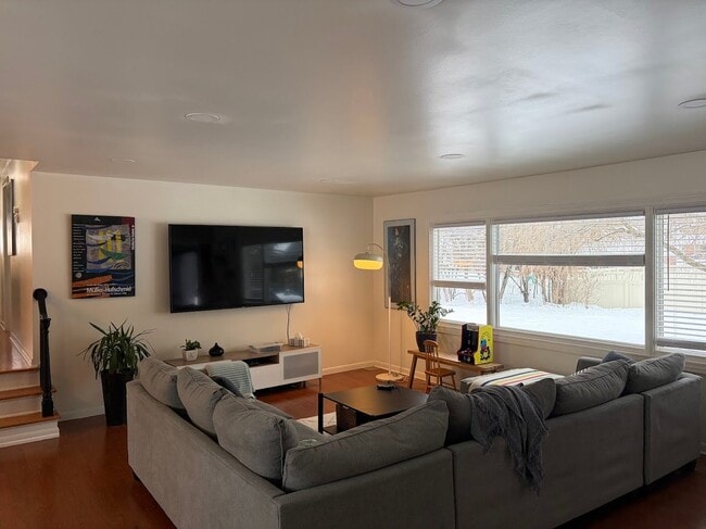 7070 Riverstone Rd in West Bloomfield Township, MI - Building Photo - Building Photo