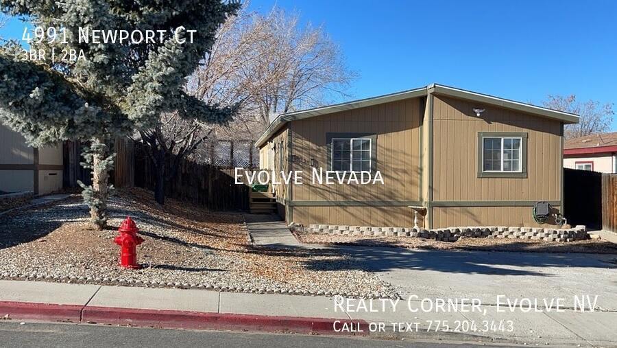 4991 Newport Ct in Reno, NV - Building Photo