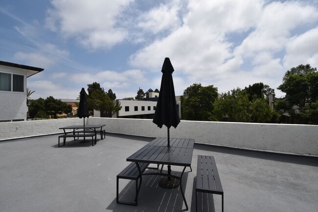 2683 34th St in Santa Monica, CA - Building Photo - Building Photo