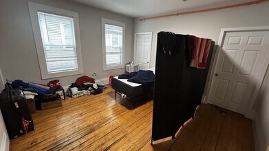 3147-3149 Washington St, Unit 2 in Boston, MA - Building Photo - Building Photo