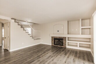 10438 W Georgia Ave in Glendale, AZ - Foto de edificio - Building Photo