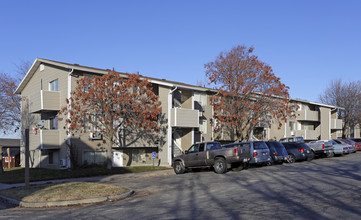 Pepper Ridge Apartments in Clearfield, UT - Building Photo - Building Photo