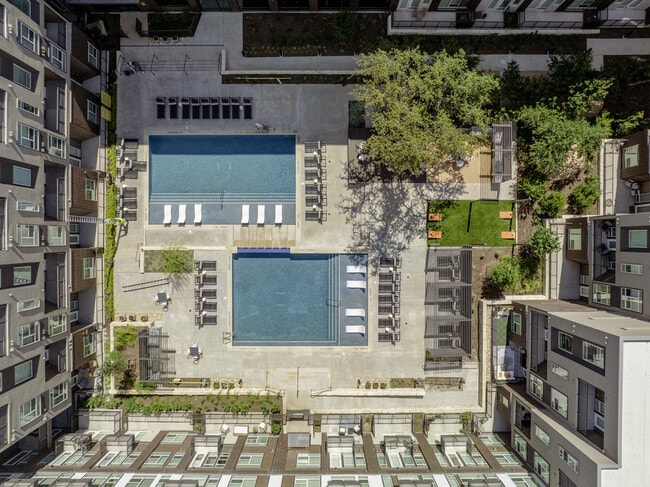 The Bond in Austin, TX - Foto de edificio - Building Photo