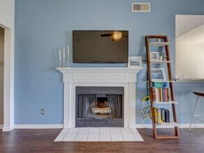 6000 Shepherd Mountain Cove in Austin, TX - Foto de edificio - Building Photo