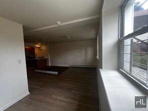 1307 Balcom Ave in Bronx, NY - Building Photo - Building Photo