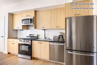 611 N Virgil Ave in Los Angeles, CA - Building Photo - Building Photo