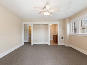 1460 Gaviota Ave, Unit 04 in Long Beach, CA - Foto de edificio - Building Photo