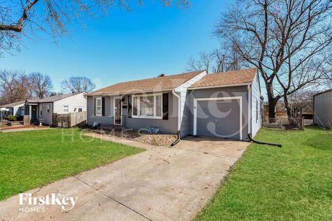 3205 S Vermont Ave in Independence, MO - Building Photo - Building Photo