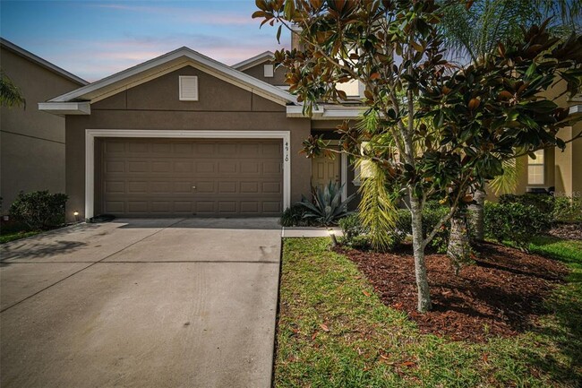 4910 Reflecting Pond Cir in Wimauma, FL - Building Photo - Building Photo