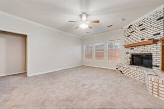 739 Harbour Town Dr in Lake Dallas, TX - Building Photo - Building Photo