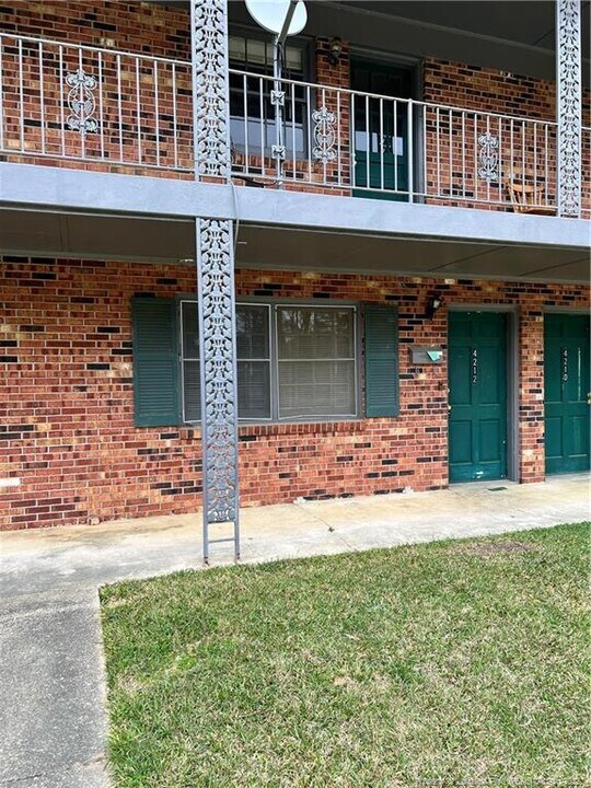 4212 S Dowfield Dr in Fayetteville, NC - Building Photo